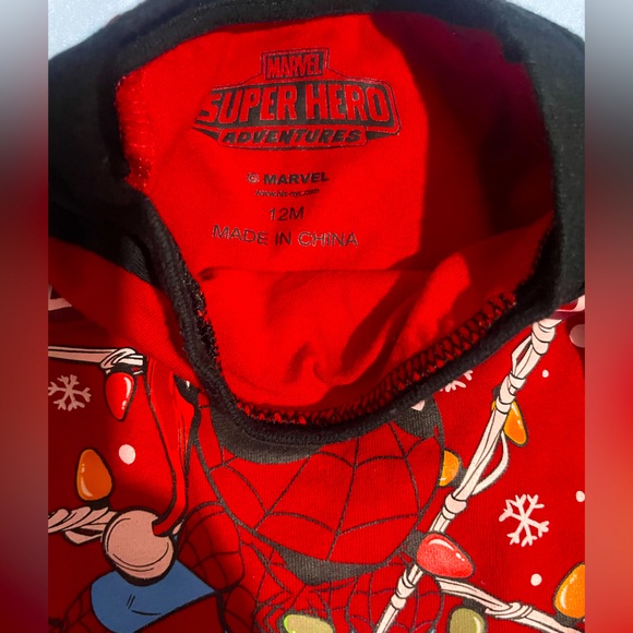 🎄 Marvel Spider-Man Xmas Tee 🎄 - Picture 2 of 3